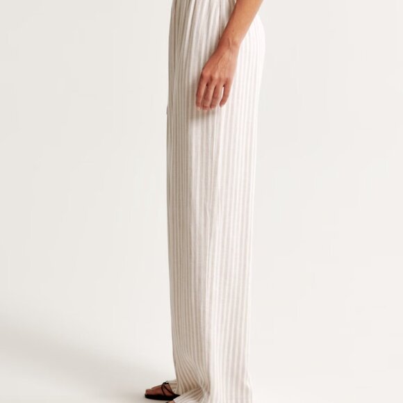 Abercrombie & Fitch Linen-Blend Pull-On Pant - Picture 10 of 12